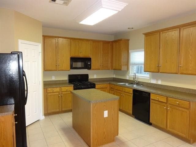 602 Chase More Ct in Bacliff, TX - Building Photo - Building Photo