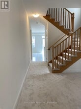 46 Harpin Wy W in Fergus, ON - Building Photo - Building Photo