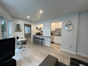 2239 1st Av W in Vancouver, BC - Building Photo - Building Photo