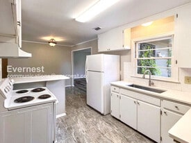 1217 Hendrix Ave in Little Rock, AR - Building Photo