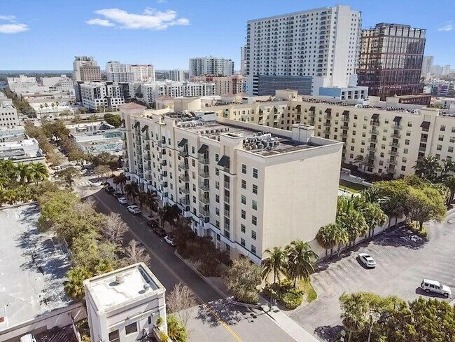 property at 610 Clematis St