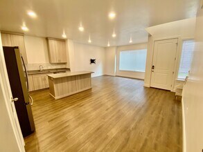 428 W 40 S in Providence, UT - Building Photo - Building Photo