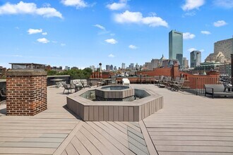 250 Commonwealth Ave in Boston, MA - Building Photo - Building Photo