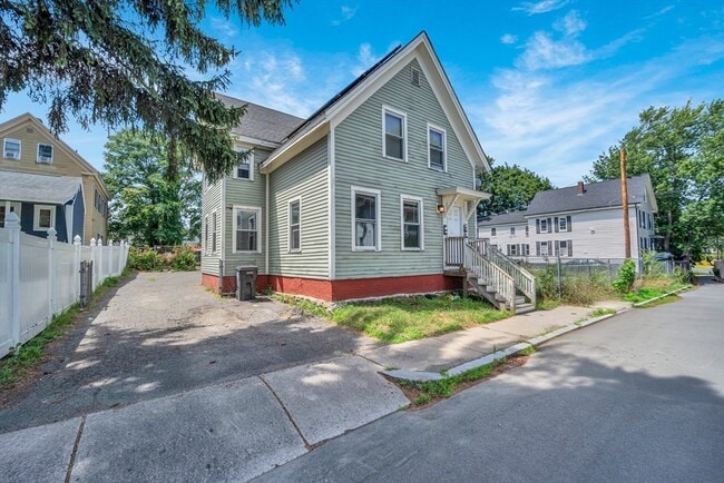 property at 2 North St