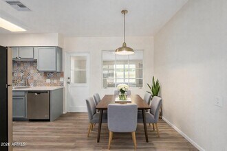 4016 E Indianola Ave in Phoenix, AZ - Building Photo - Building Photo