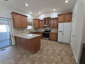 4 Edam Ct in Middletown, OH - Building Photo - Building Photo