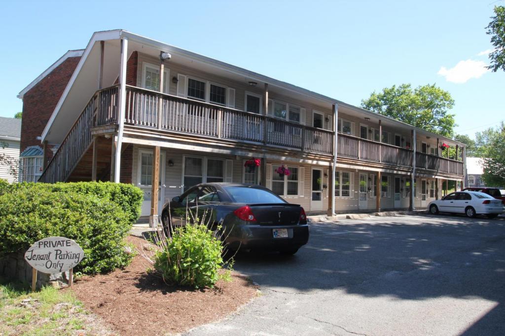 157 Main St in Deep River, CT - Building Photo