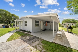 1700 NW 15th St in Fort Lauderdale, FL - Building Photo - Building Photo