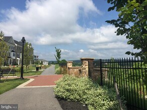 503 Cliff Ln in Frazer, PA - Building Photo - Building Photo