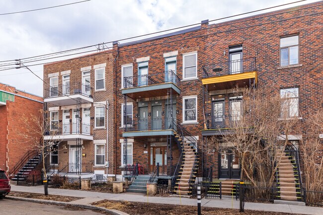 2856-2860 Holt St