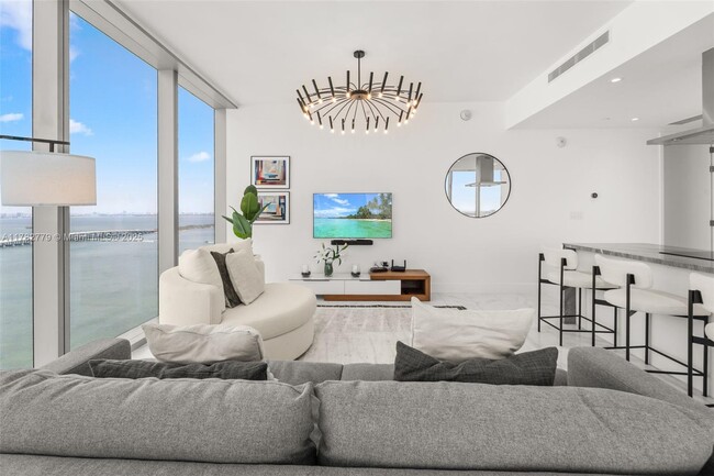 700 NE 26th Ter, Unit 700 in Miami, FL - Building Photo - Building Photo