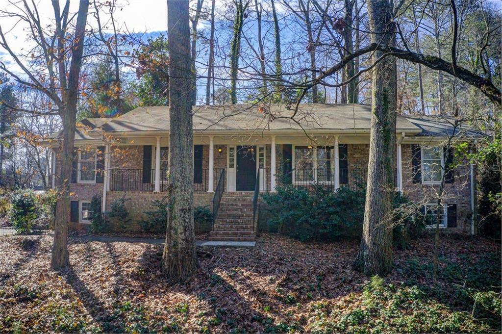 859 Candy Ln SW in Marietta, GA - Building Photo