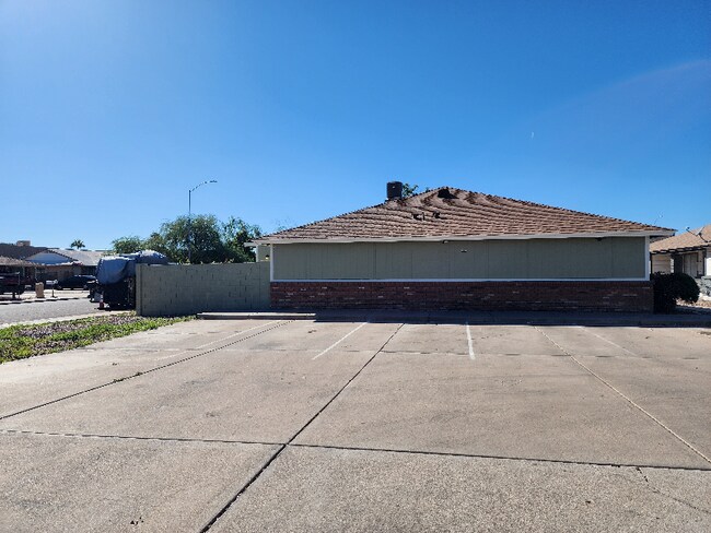 608 S Pioneer in Mesa, AZ - Building Photo - Building Photo