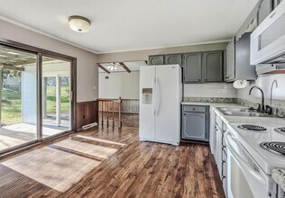 2212 Rose Dr in Columbia, MO - Building Photo - Building Photo