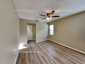 2612 Orangewood Ct in Palm Harbor, FL - Foto de edificio - Building Photo