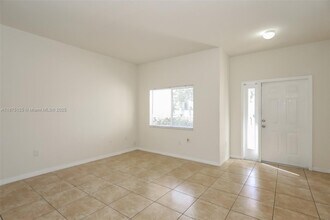 428 SE 12th Ter in Homestead, FL - Building Photo - Building Photo