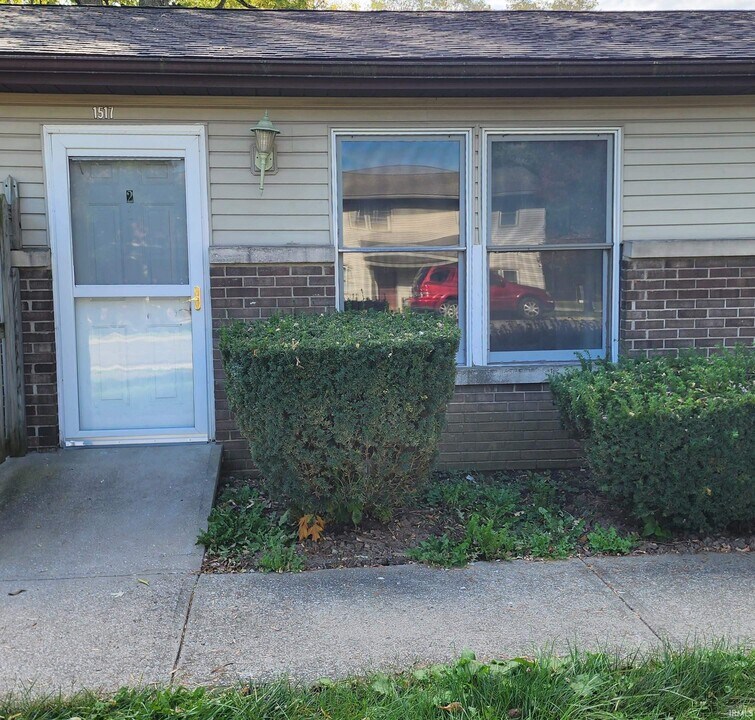 1517 W 12th St in Bloomington, IN - Building Photo