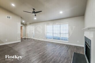 804 Courson Dr in Desoto, TX - Building Photo - Building Photo