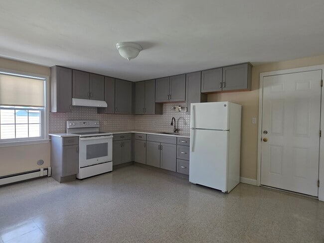 19 Goodwin Pl, Unit Goodwin