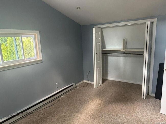 1032 Union Blvd in Bay Shore, NY - Building Photo - Building Photo