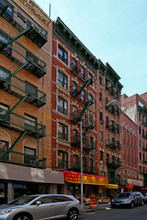 90 Elizabeth St in New York, NY - Building Photo - Building Photo