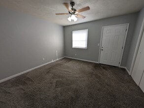 1247 Continental Ct in Tallahassee, FL - Building Photo - Building Photo
