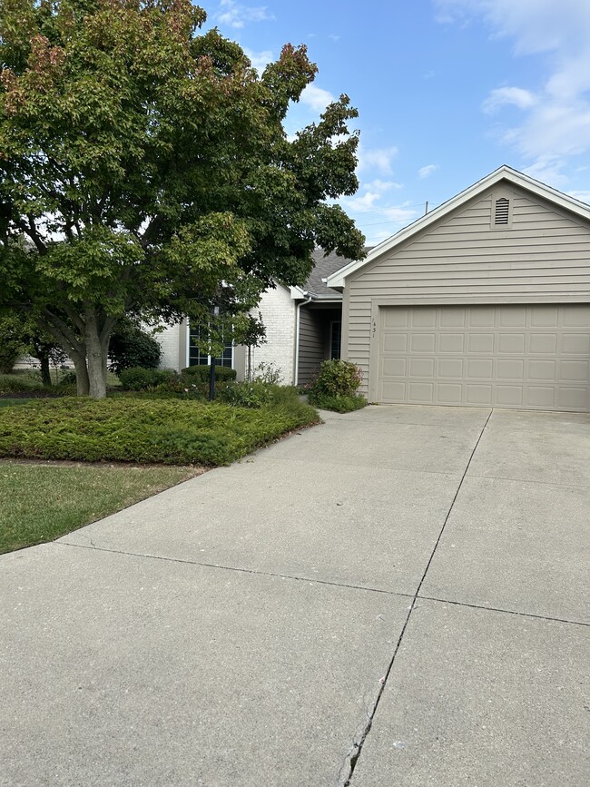 property at 1431 Shingle Oak Pointe