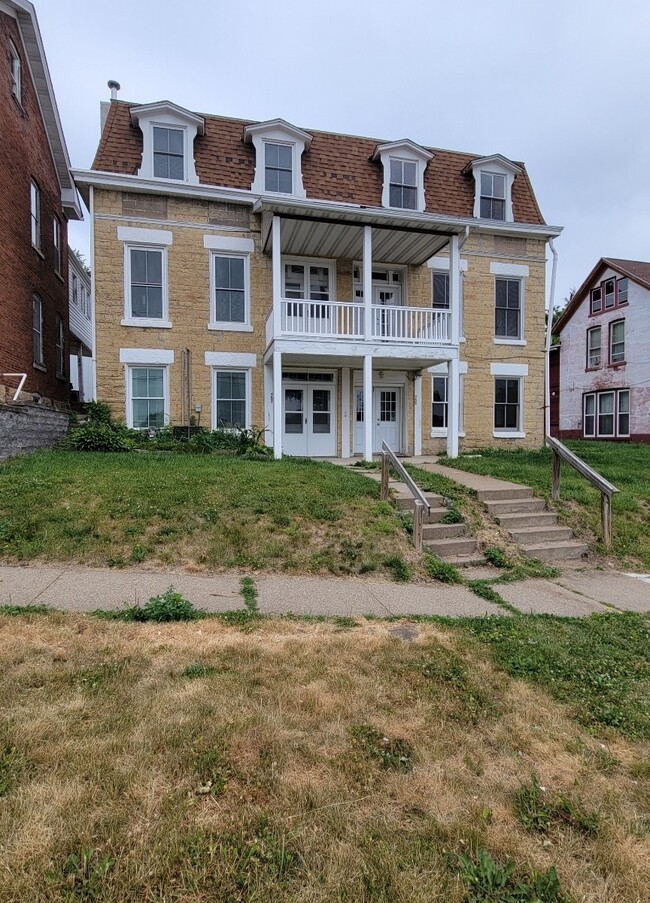 property at 757 W 3rd St