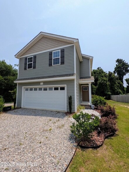 353 N Stephens St in Southern Pines, NC - Building Photo - Building Photo