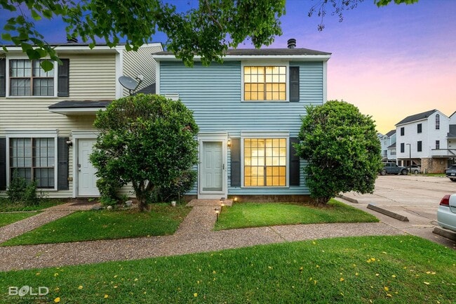 property at 236 Settlers Park Dr
