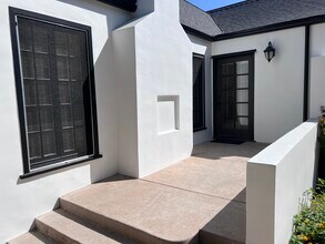 810 N Harper Ave, Unit 810 N Harper in Los Angeles, CA - Building Photo - Building Photo