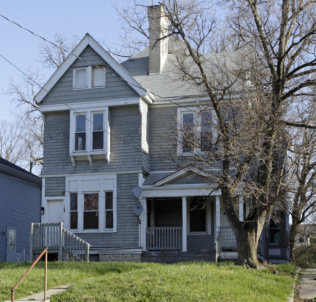 700 Glenwood Ave in Cincinnati, OH - Foto de edificio - Building Photo