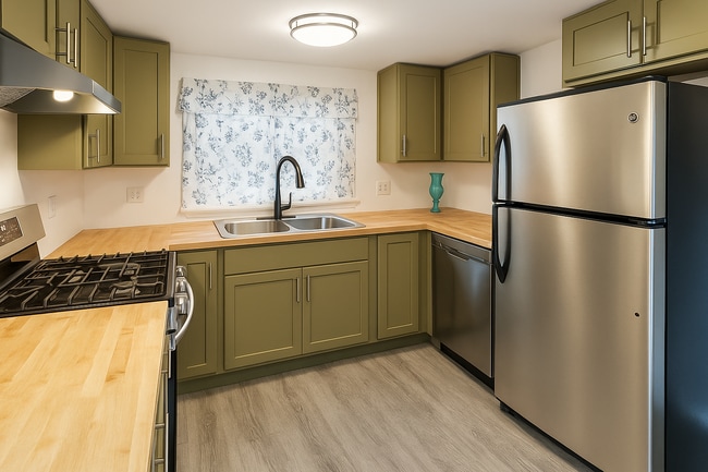 806 Peter St in McHenry, IL - Building Photo - Building Photo