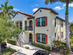 15098 Palmer Lake Cir in Naples, FL - Foto de edificio - Building Photo