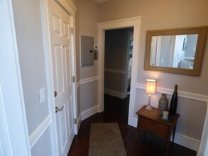 25 Roslyn St in Salem, MA - Building Photo - Building Photo