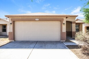 11621 W Bloomfield Rd in El Mirage, AZ - Building Photo