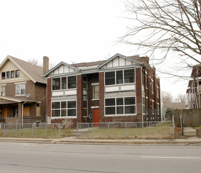 1372 N 4th St in Columbus, OH - Foto de edificio - Building Photo