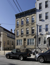 708 Jefferson St in Hoboken, NJ - Building Photo - Building Photo