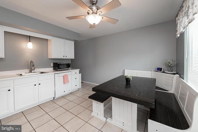 10 Terry Ct in Downingtown, PA - Building Photo - Building Photo