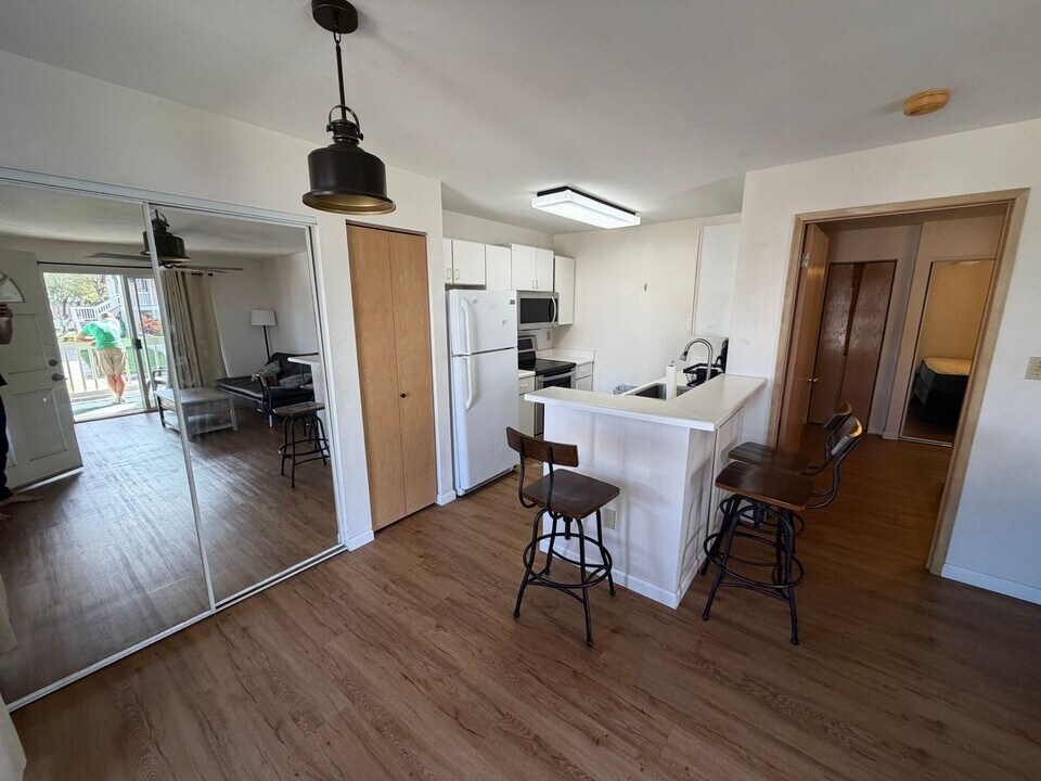 51 Kopi Ln in Wailuku, HI - Building Photo