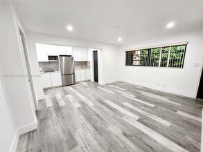 511 SW 15th St in Fort Lauderdale, FL - Building Photo - Building Photo