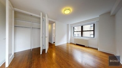 400 E 89th St in New York, NY - Building Photo - Building Photo