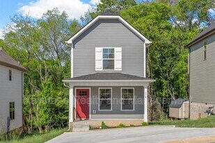 178 Oak St in Clarksville, TN - Building Photo