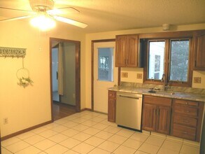 17 Brad Rd in Stoughton, MA - Building Photo - Building Photo