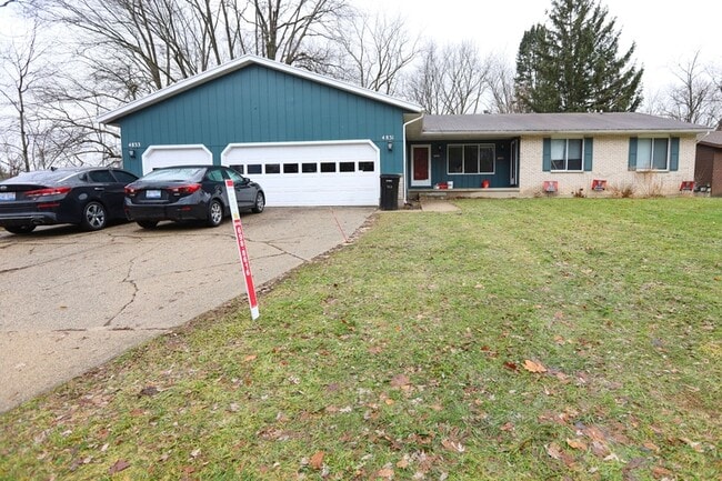 property at 4833 Stauffer Ave SE