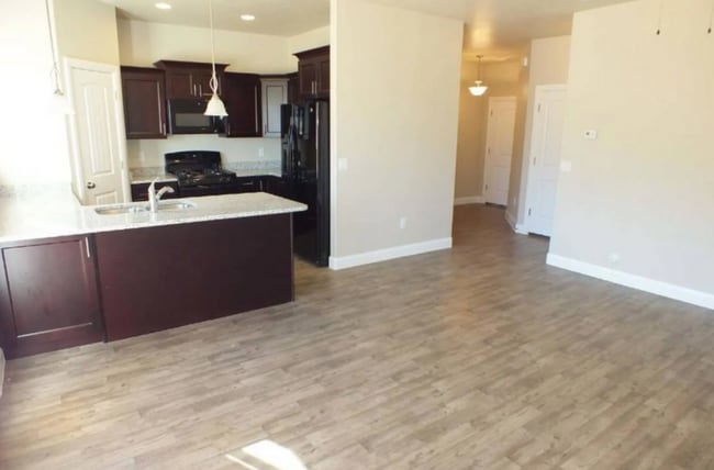 3047 N 275 E in Cedar City, UT - Building Photo - Building Photo