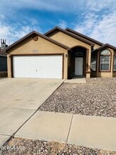 12369 Tierra Apache Rd in El Paso, TX - Building Photo - Building Photo