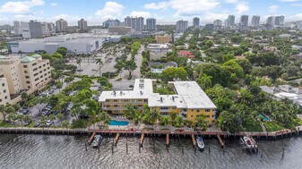 815 Middle River Dr in Fort Lauderdale, FL - Building Photo