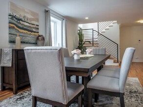 1741 W Haddon Ave in Chicago, IL - Building Photo - Building Photo