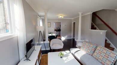 576 49th Pl NE-Unit -B in Washington, DC - Building Photo - Building Photo